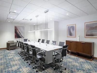 Hampton Center City-convention Center 3*